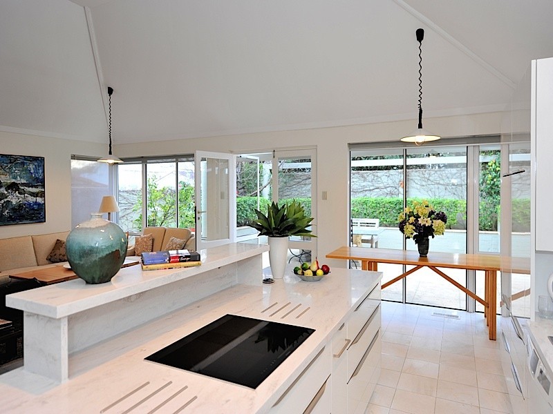 2 Reeve Street, Swanbourne WA 6010