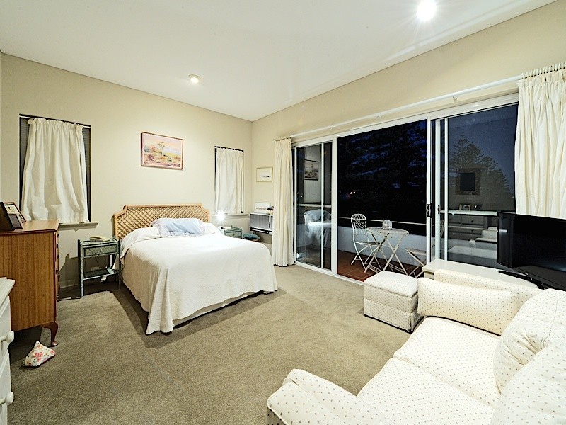 2 Reeve Street, Swanbourne WA 6010