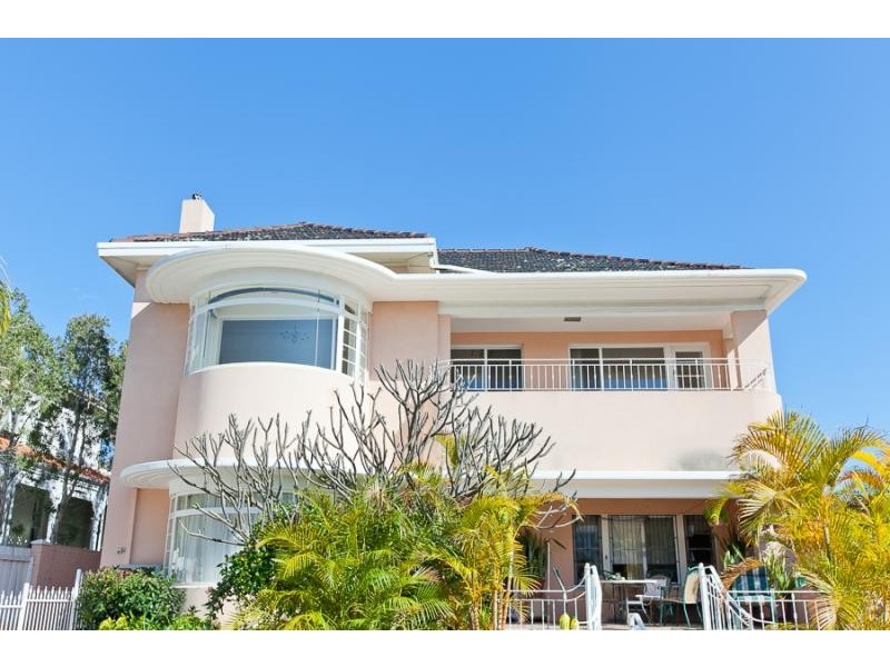17A Bindaring Parade, Claremont WA 6010