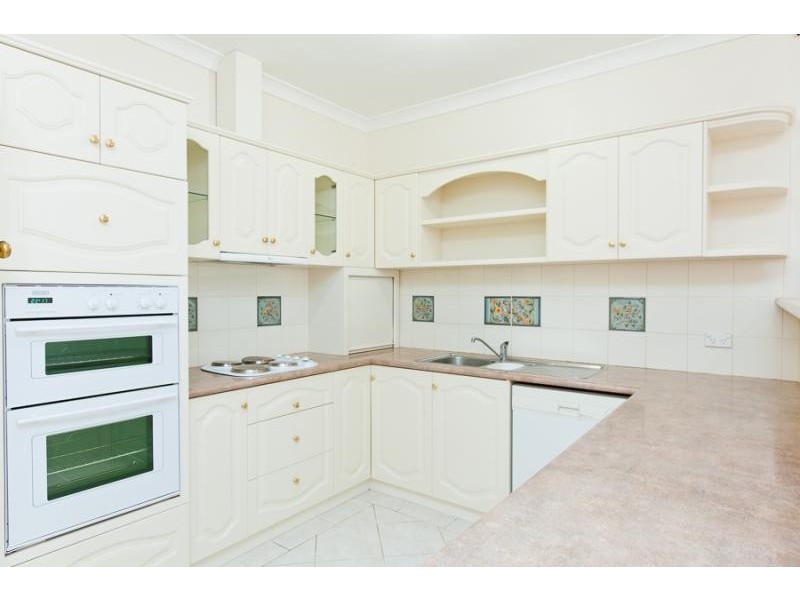 17A Bindaring Parade, Claremont WA 6010