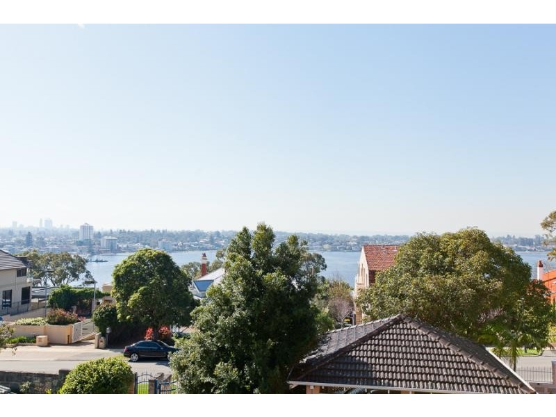 17A Bindaring Parade, Claremont WA 6010