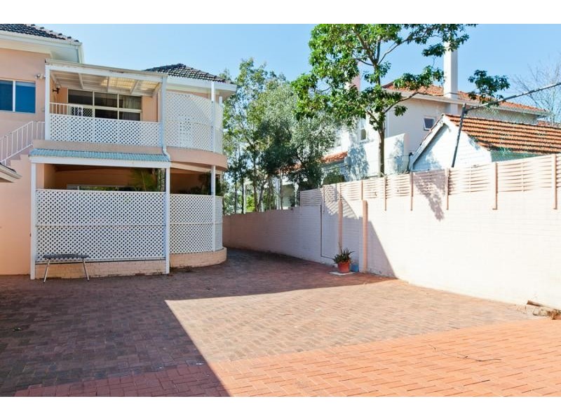 17A Bindaring Parade, Claremont WA 6010