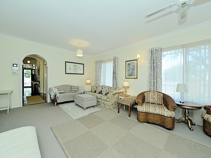 78 Grant St, Cottesloe WA 6011