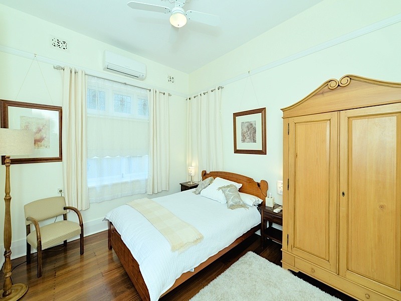 78 Grant St, Cottesloe WA 6011