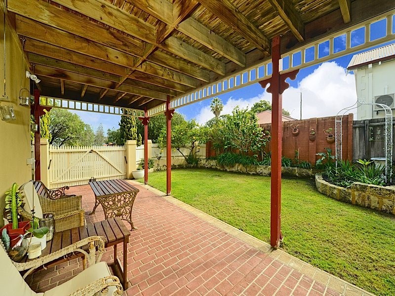 78 Grant St, Cottesloe WA 6011