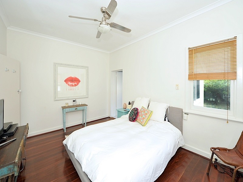 36 Servetus Street, Swanbourne WA 6010