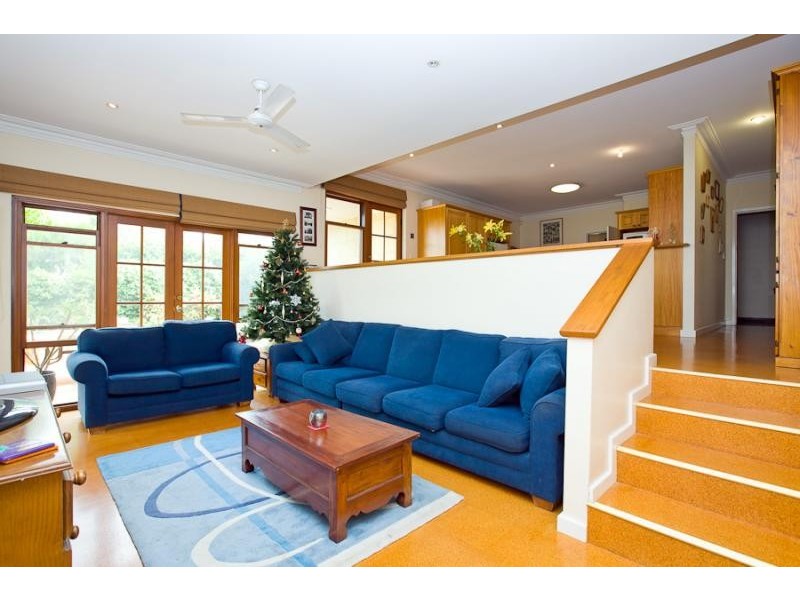 273 Curtin Avenue, Cottesloe WA 6011