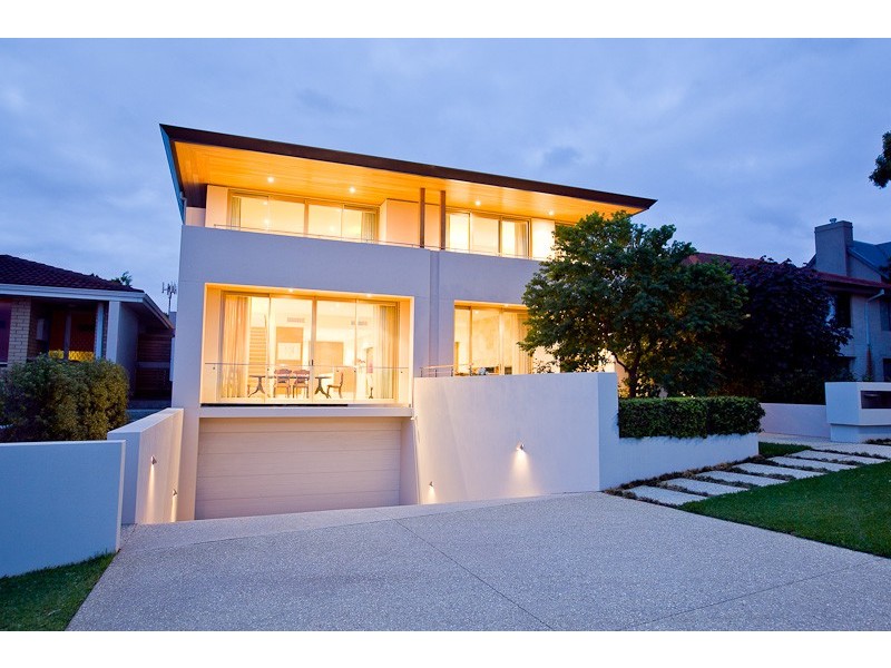 9 Fairbairn Street, Mosman Park WA 6012