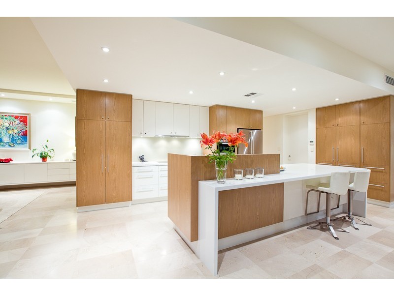 9 Fairbairn Street, Mosman Park WA 6012