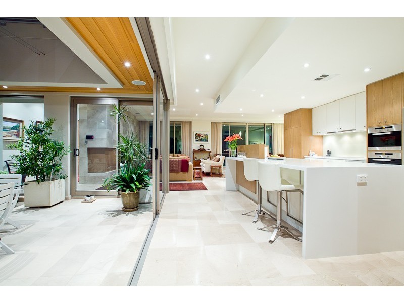 9 Fairbairn Street, Mosman Park WA 6012