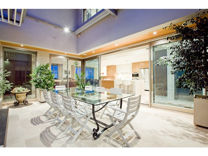 9 Fairbairn Street, Mosman Park WA 6012