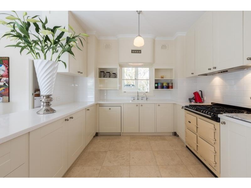 32 Genesta Crescent, Dalkeith WA 6009