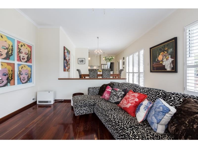 32 Genesta Crescent, Dalkeith WA 6009