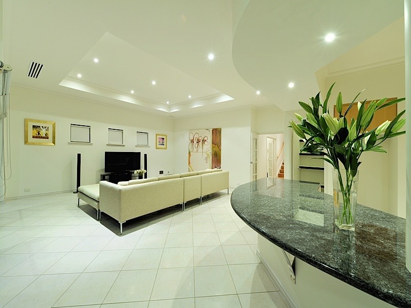 38 Grant St, Cottesloe WA 6011