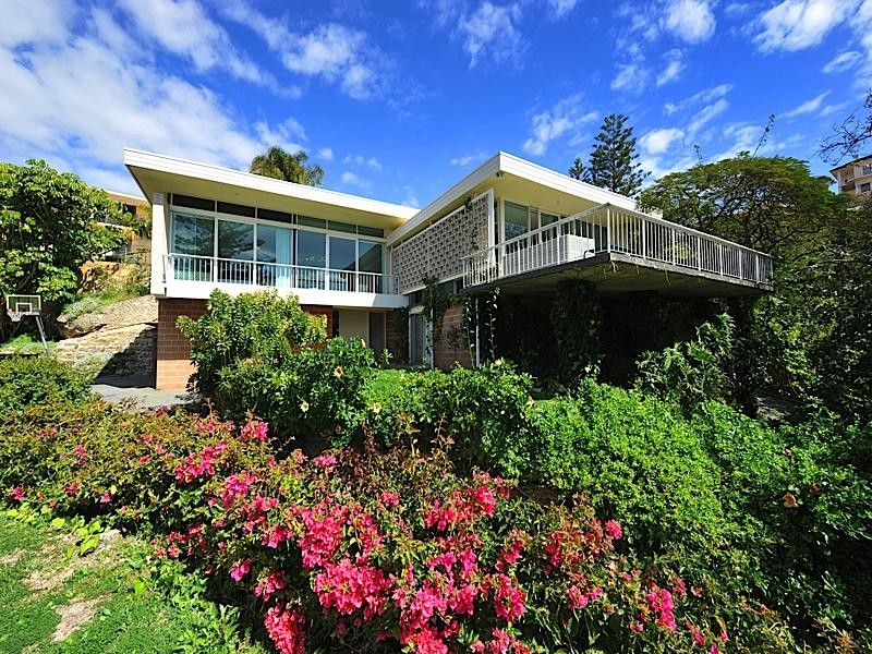 2 The Coombe, Mosman Park WA 6012