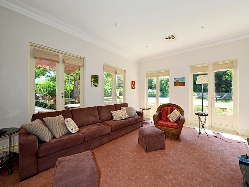 3 Viking Road, Dalkeith WA 6009