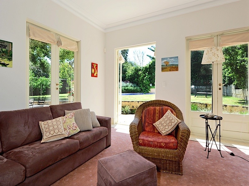 3 Viking Road, Dalkeith WA 6009