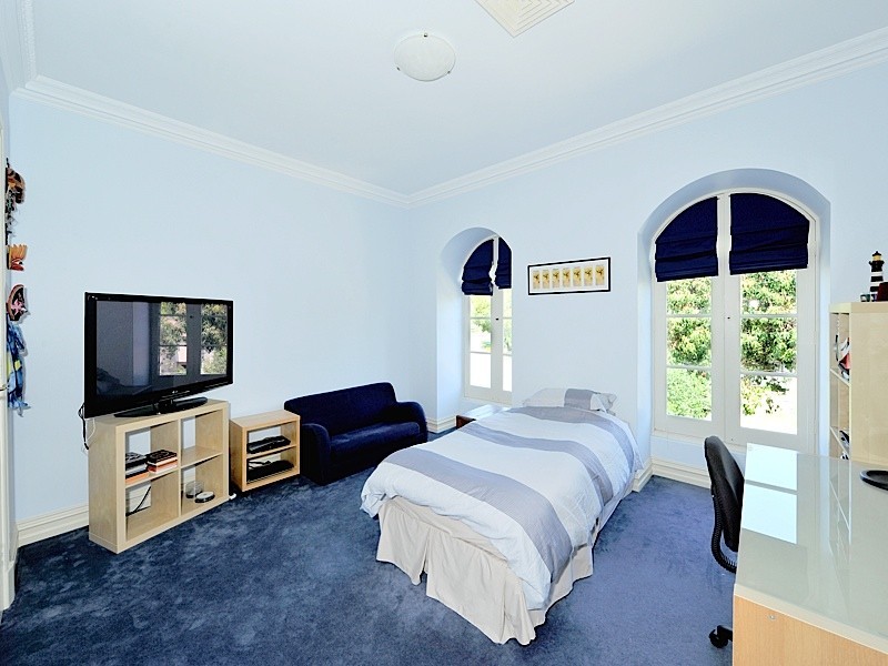 3 Viking Road, Dalkeith WA 6009