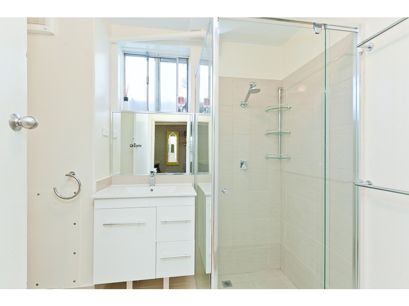 12/34 Davies Road, Claremont WA 6010