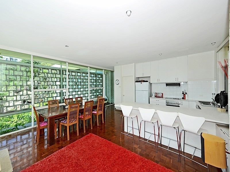 2 The Coombe, Mosman Park WA 6012