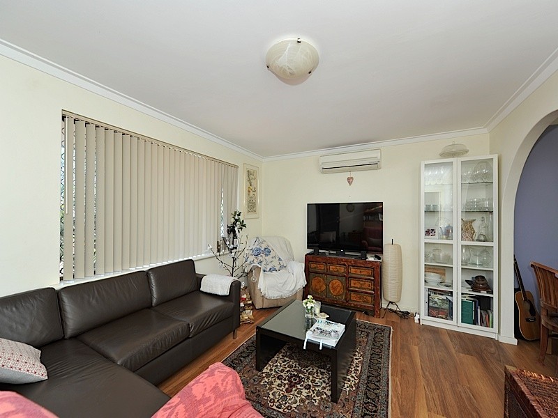 2/111 Monument Street, Mosman Park WA 6012