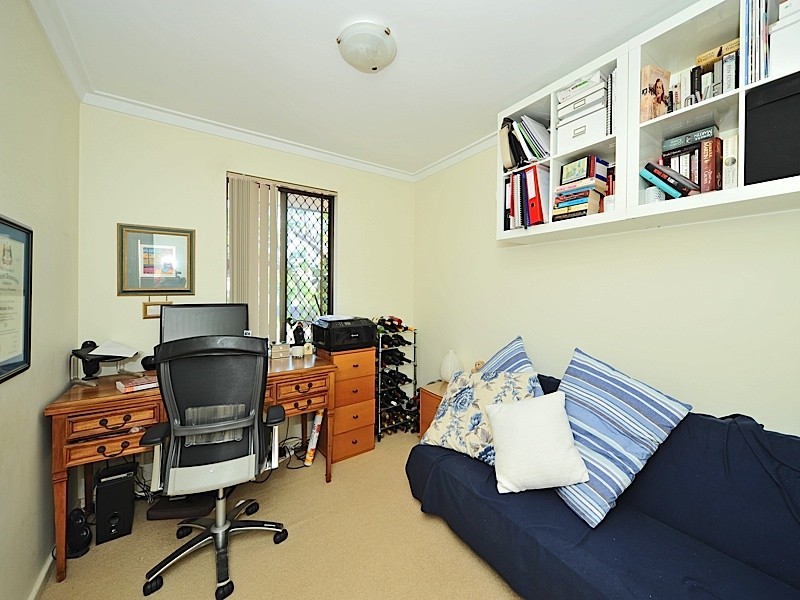 2/111 Monument Street, Mosman Park WA 6012