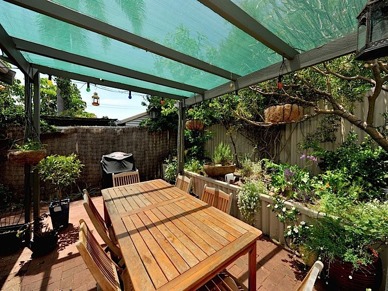 2/111 Monument Street, Mosman Park WA 6012