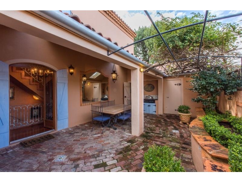 23 Vera Street, Cottesloe WA 6011