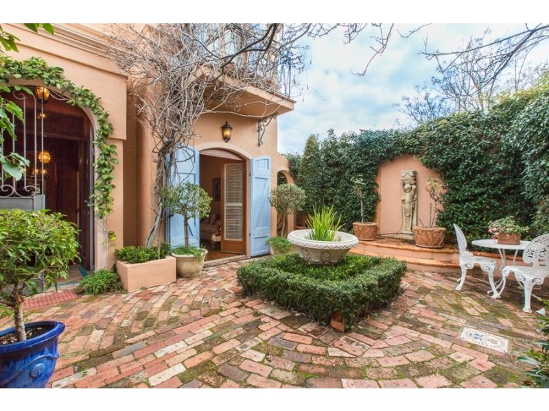 23 Vera Street, Cottesloe WA 6011