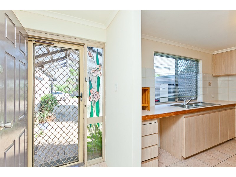 13/3 Rockett Lane, Cottesloe WA 6011