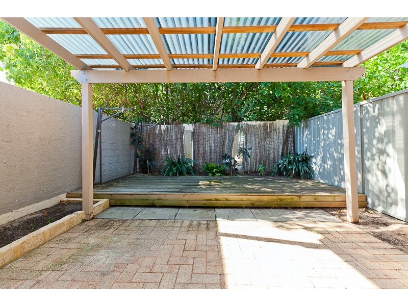 13/3 Rockett Lane, Cottesloe WA 6011