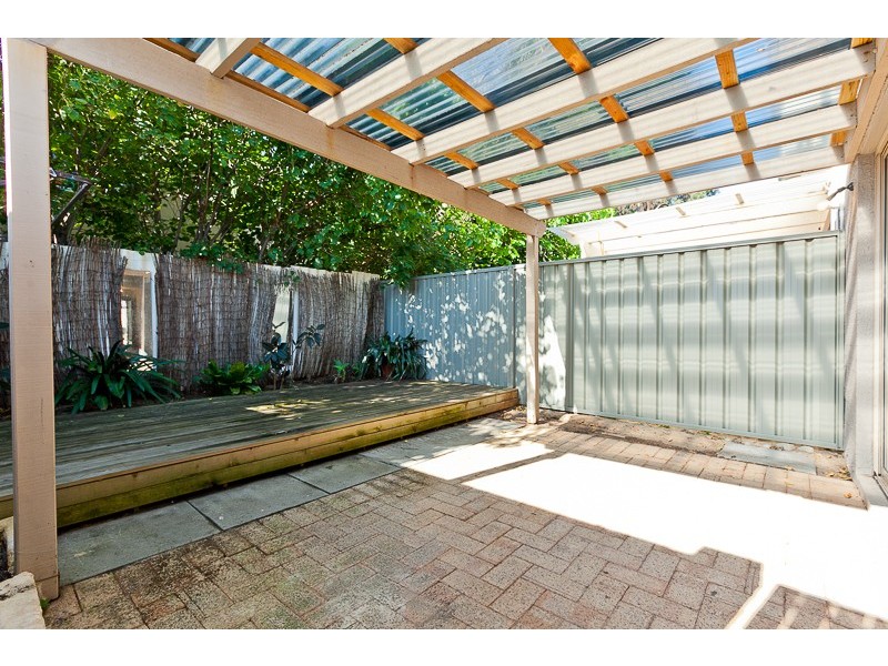 13/3 Rockett Lane, Cottesloe WA 6011