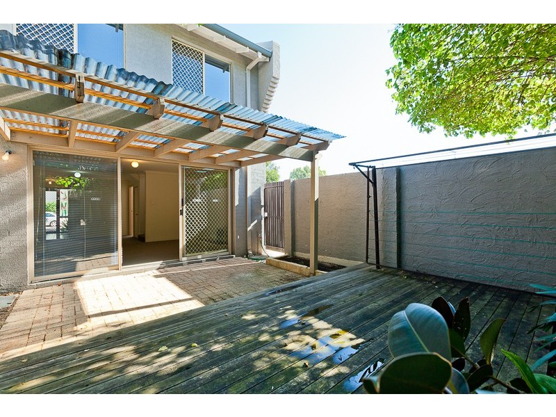 13/3 Rockett Lane, Cottesloe WA 6011