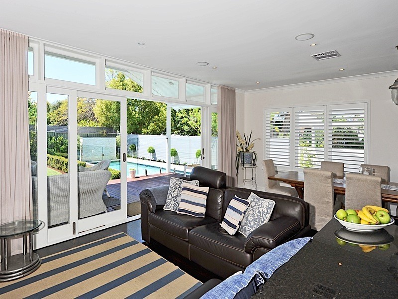 60 Servetus Street, Swanbourne WA 6010