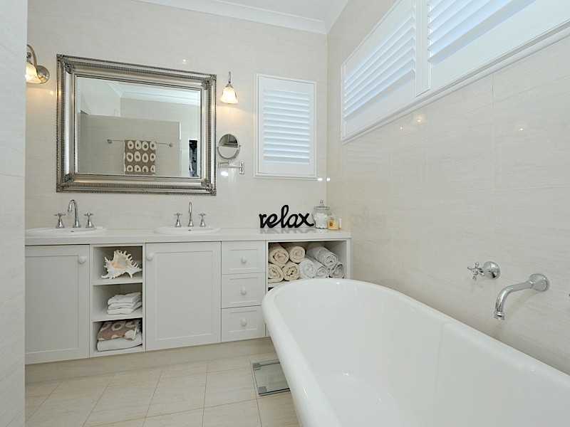 60 Servetus Street, Swanbourne WA 6010