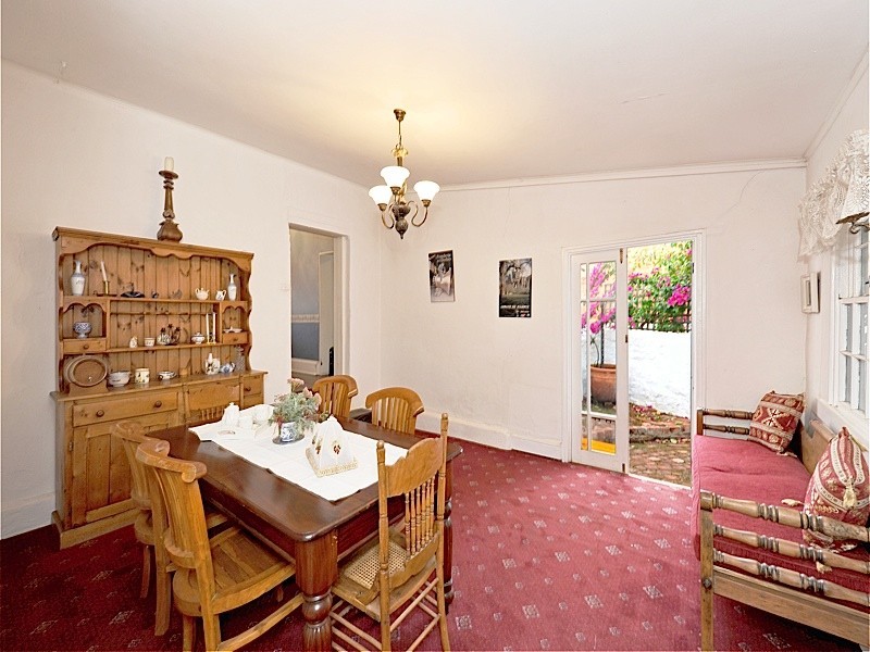 11 South Street, York WA 6302