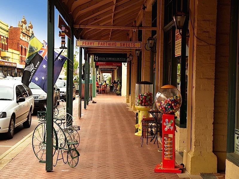 11 South Street, York WA 6302