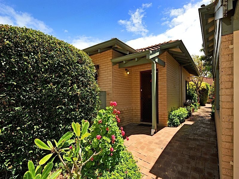 6/30 Brighton Street, Cottesloe WA 6011