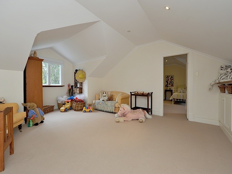 99 Moffett Road, Carmel WA 6076