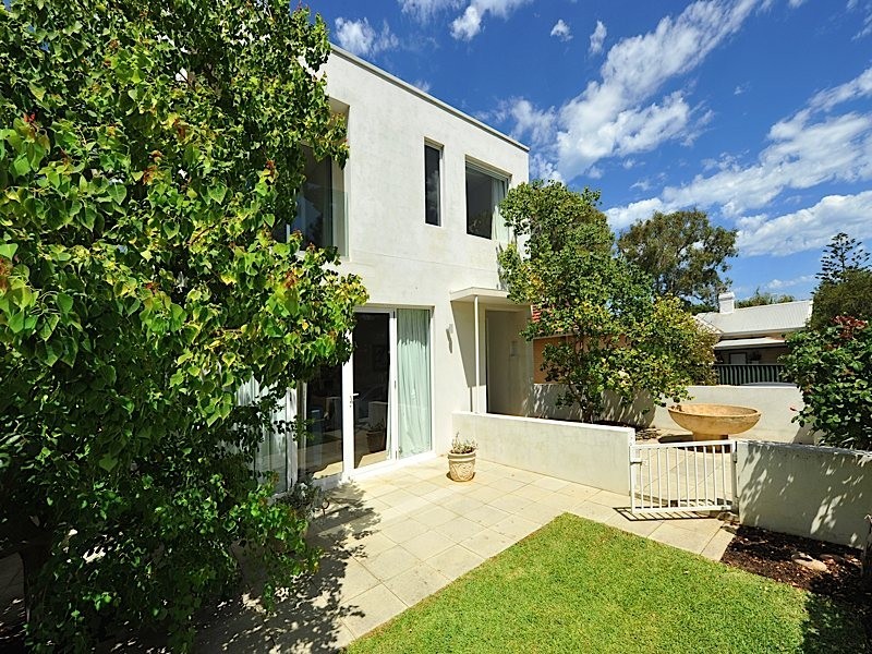 9 Wentworth Street, Cottesloe WA 6011