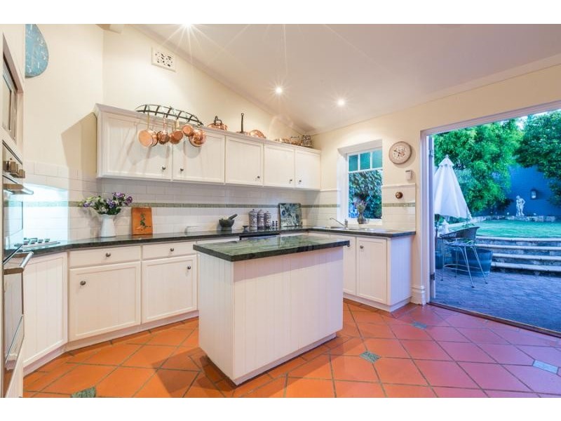 106 Railway Street, Cottesloe WA 6011