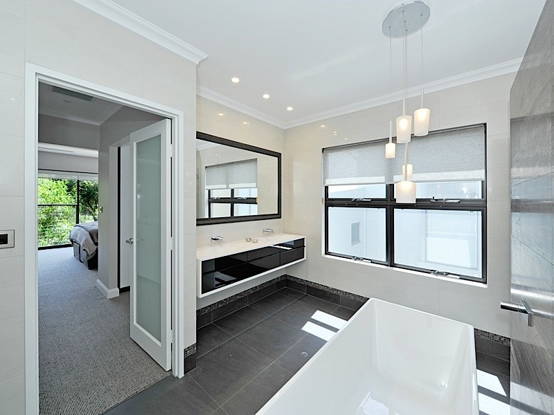 2 Aceway Lane, Swanbourne WA 6010