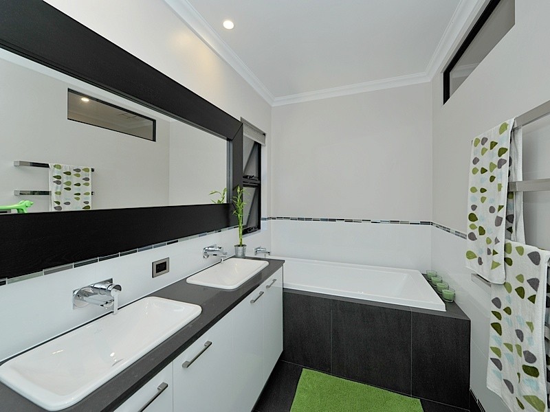 2 Aceway Lane, Swanbourne WA 6010
