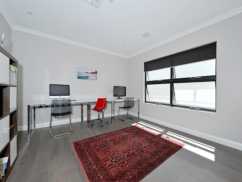2 Aceway Lane, Swanbourne WA 6010