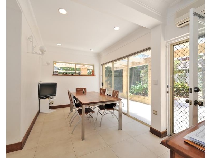 4/39 Victoria Avenue, Claremont WA 6010