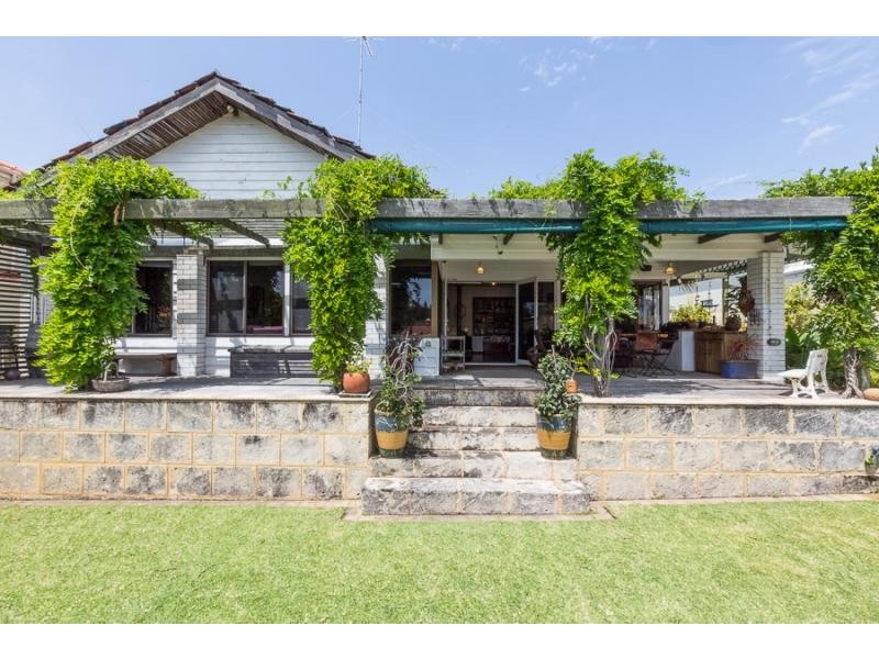 11 Salisbury Street, Cottesloe WA 6011