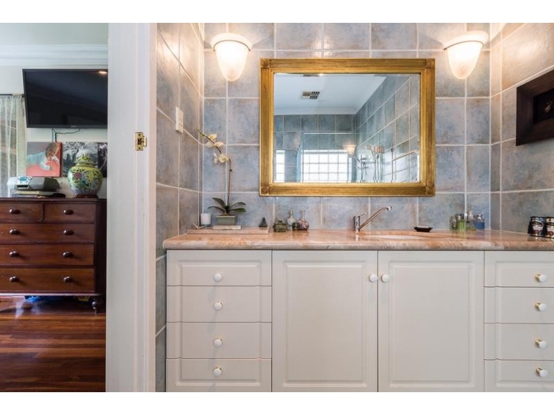 11 Salisbury Street, Cottesloe WA 6011