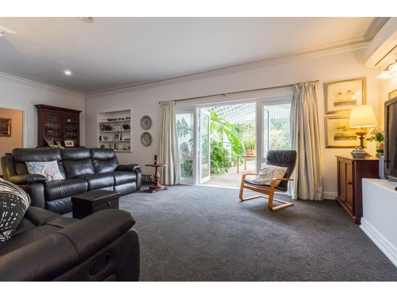 11 Salisbury Street, Cottesloe WA 6011