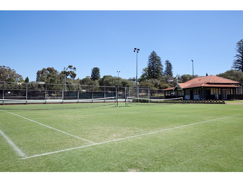 8 Bay View Terrace, Peppermint Grove WA 6011