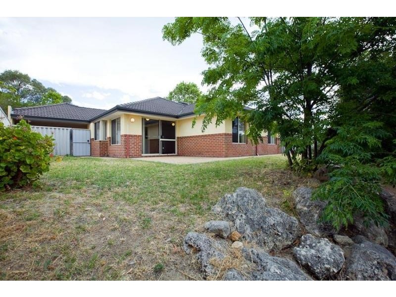 10 Cottonwood Place, O’connor WA 6163